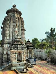 Explore Prayagi tour