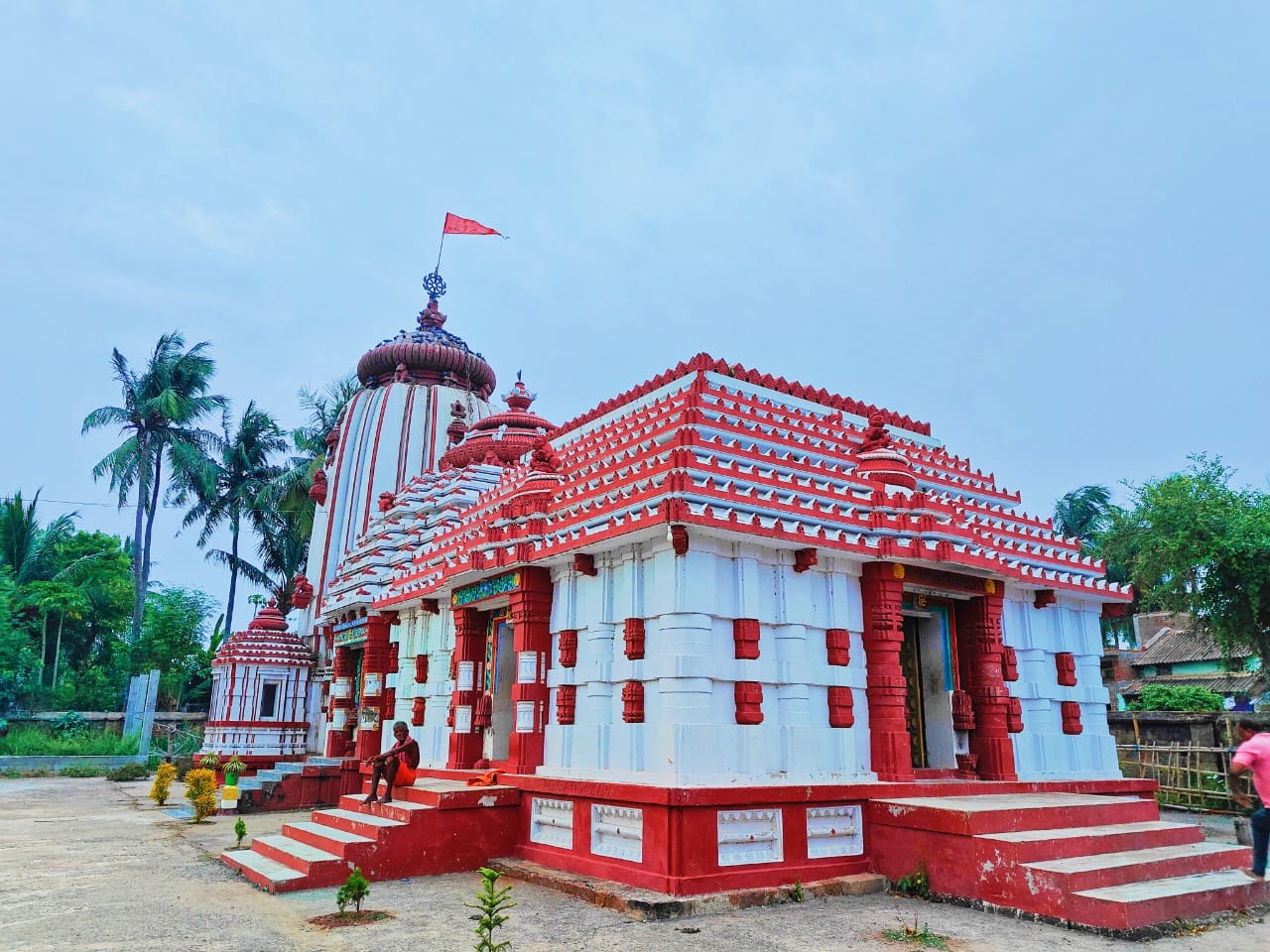 Explore Prayagi tour